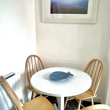 Granby House Apartments, 1, Ground Floor, Old Town, 5 Minutes Walk To South Bay Beach, Free On Street Parking * Scarborough