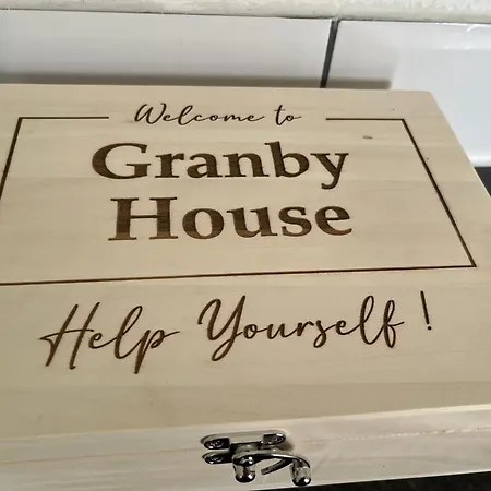 Granby House Apartments, 1, Ground Floor, Old Town, 5 Minutes Walk To South Bay Beach, Free On Street Parking * Scarborough